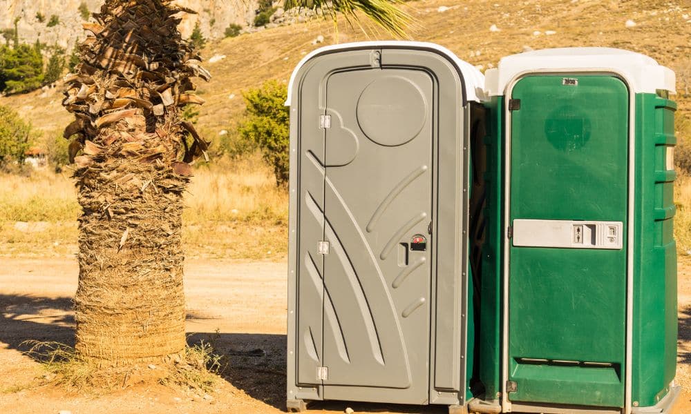 standard porta potty 2